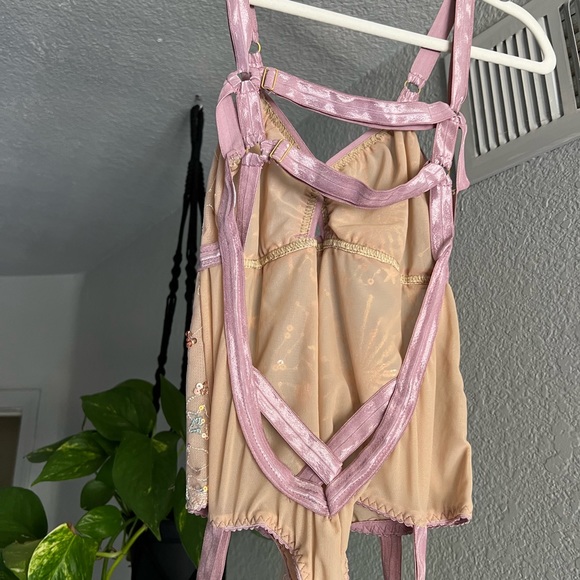 SOLD ✨ Solstice Intimates Lovespell Harness Bodysuit - Picture 3 of 8